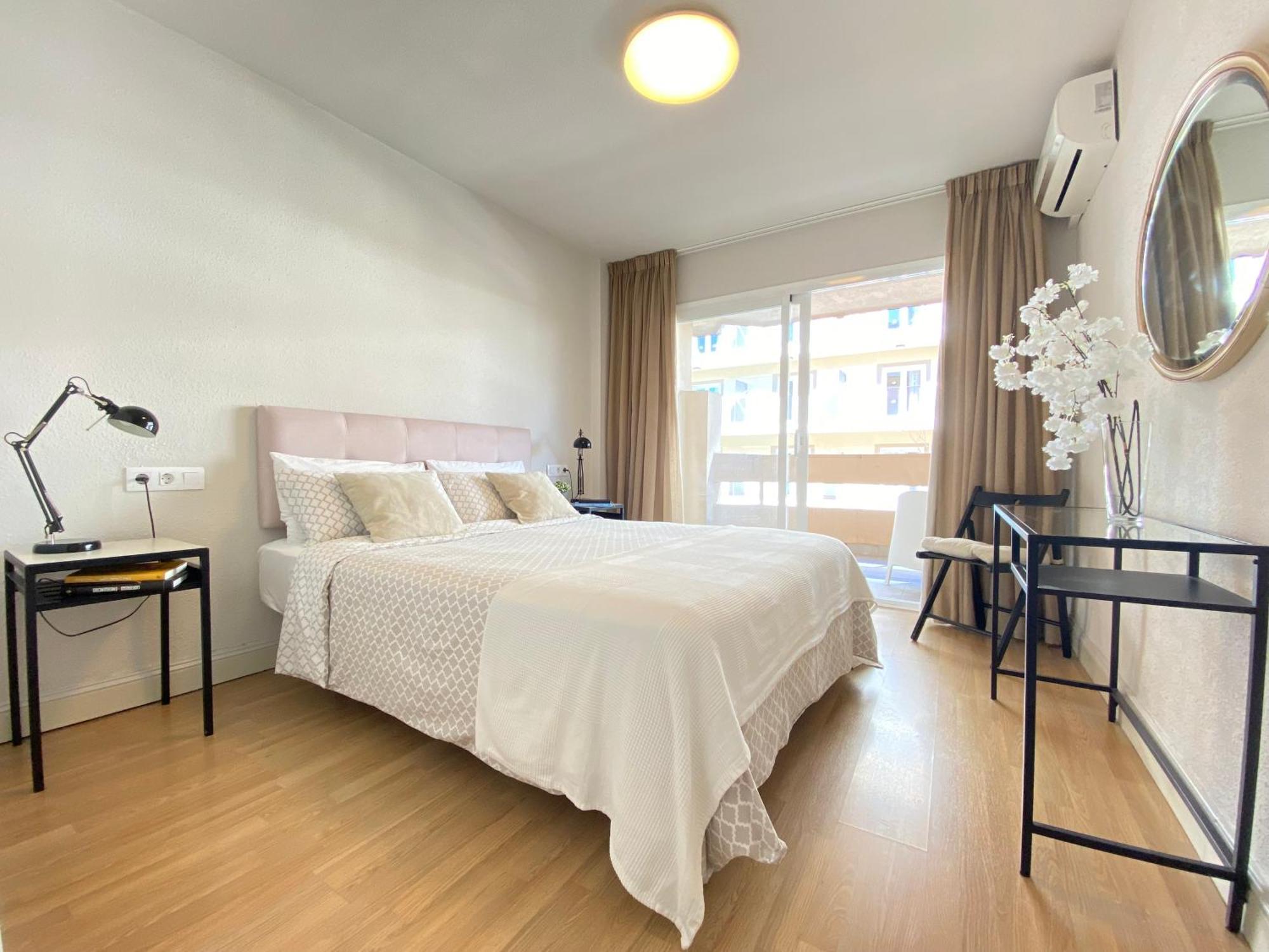 La Pimentera Central Apartments 3 - Parking Gratis Marbella Dış mekan fotoğraf